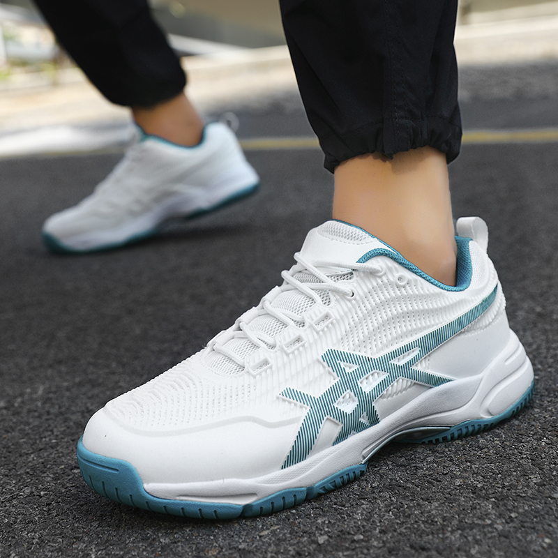 Sepatu Bulu Tangkis Pria Wanit - Badminton Footwork ulasan dan harga