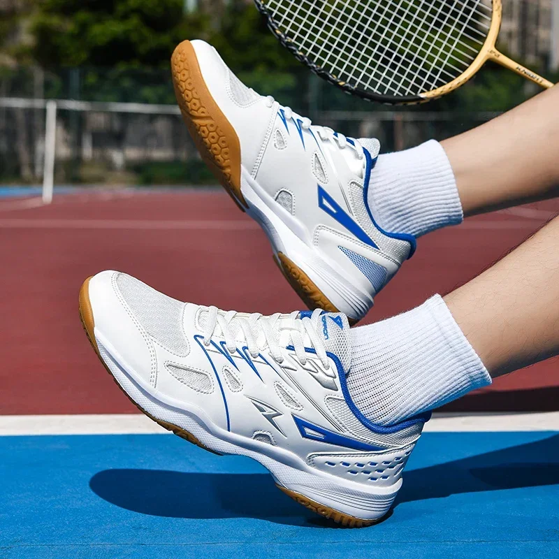 Sepatu voli profesional pria w - Badminton Footwork ulasan dan harga